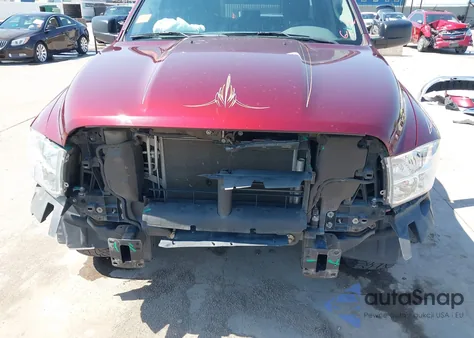 2019 Ram 1500 Classic Tradesman 4X2 6'4 Box z USA, uszkodzony, nr VIN 1C6RR6FG3KS628797